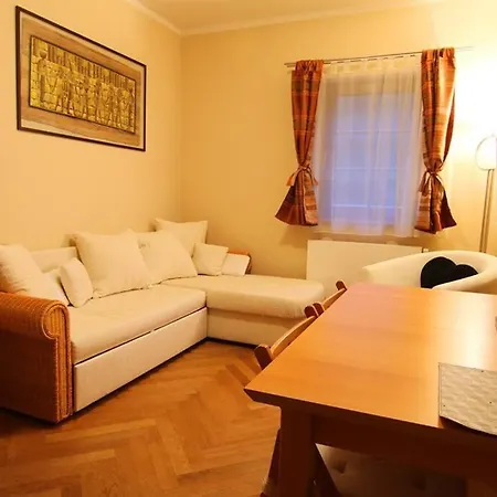 Apartment U Javor - 1x Soukrome Parkovani *